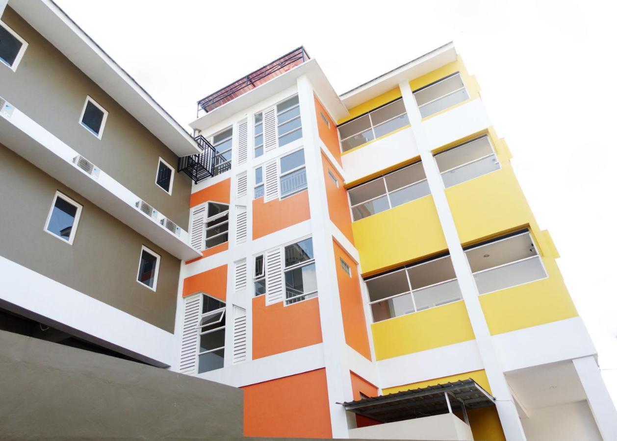 Kelir Residence Семаранг Екстериор снимка