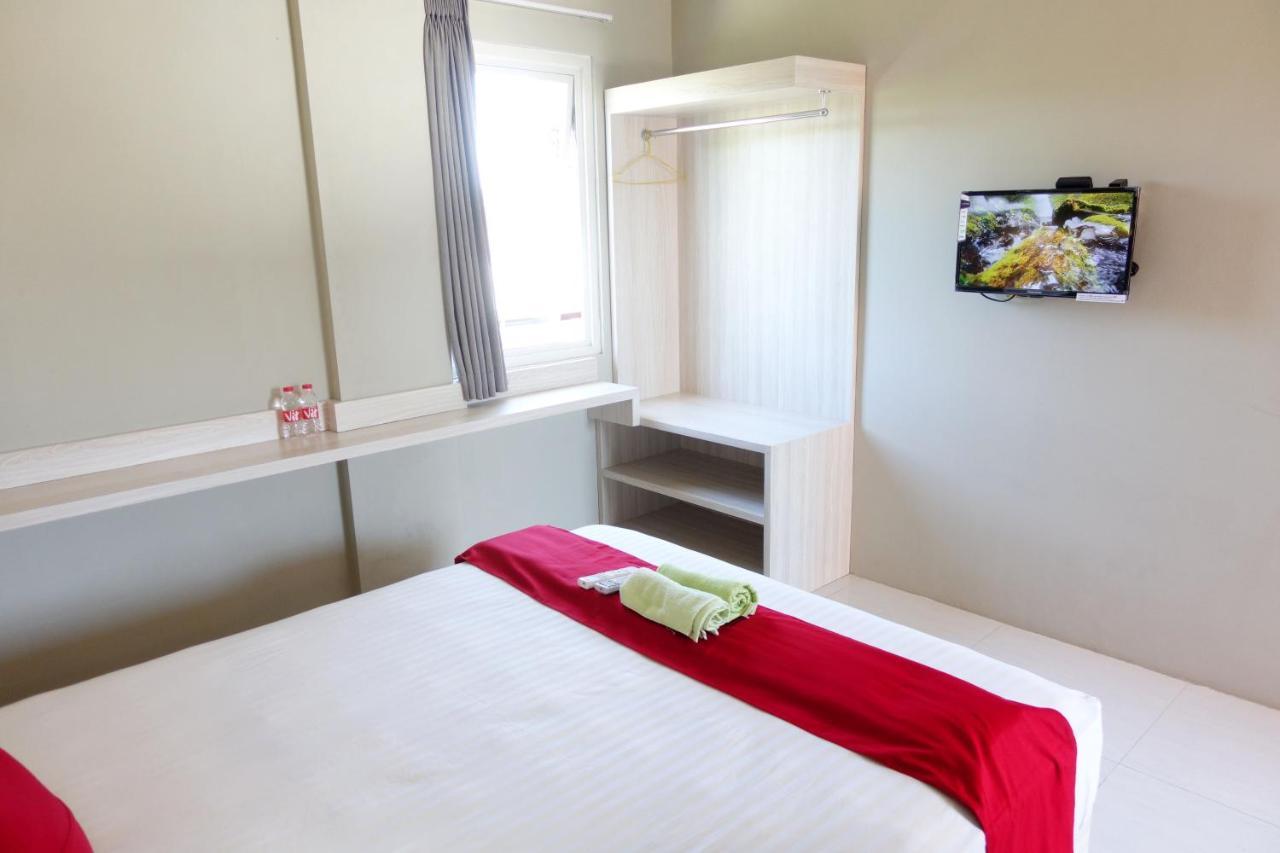 Kelir Residence Семаранг Екстериор снимка